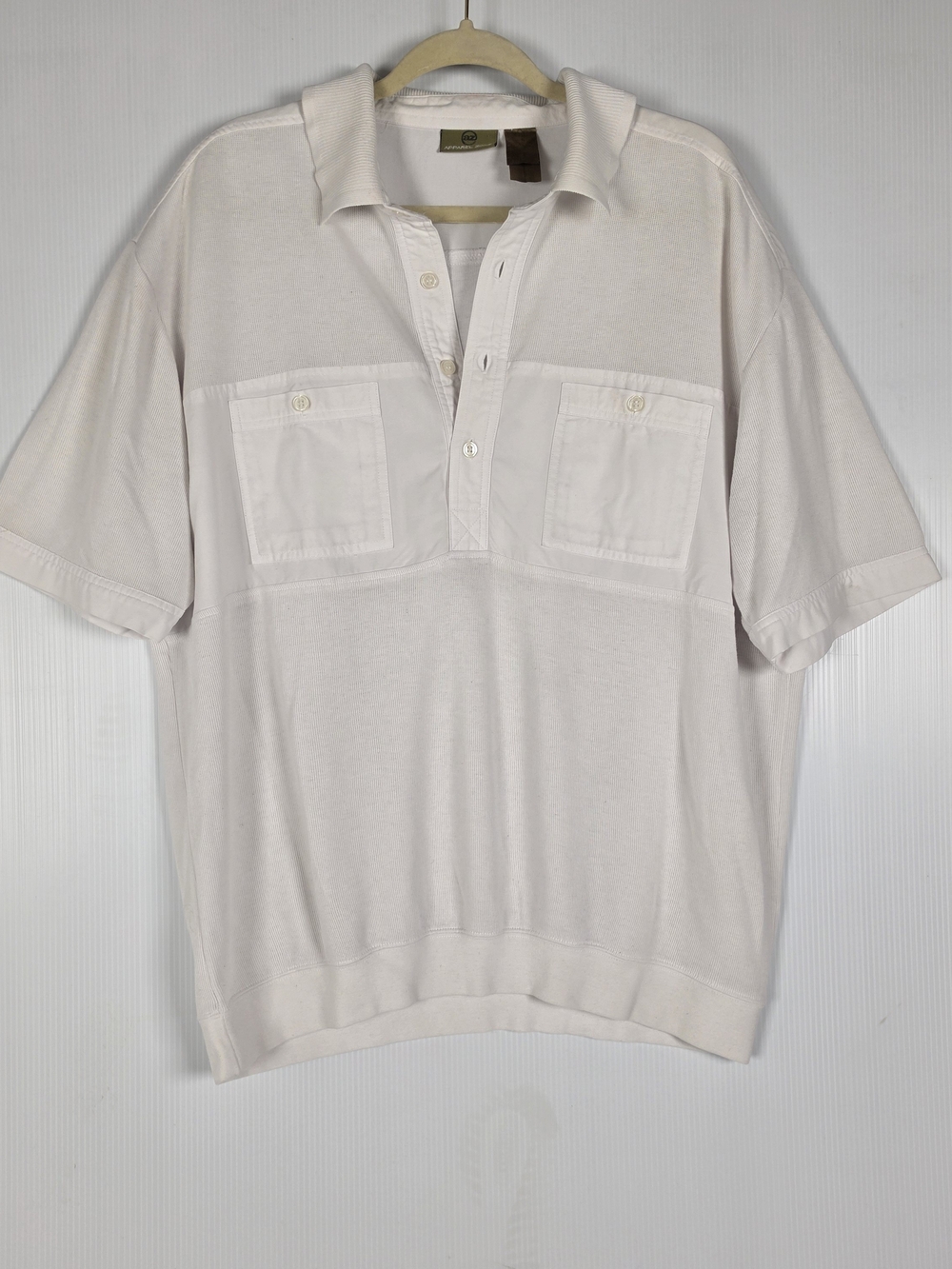 Men's White Short-Sleeve Polo with Dual Chest Pockets